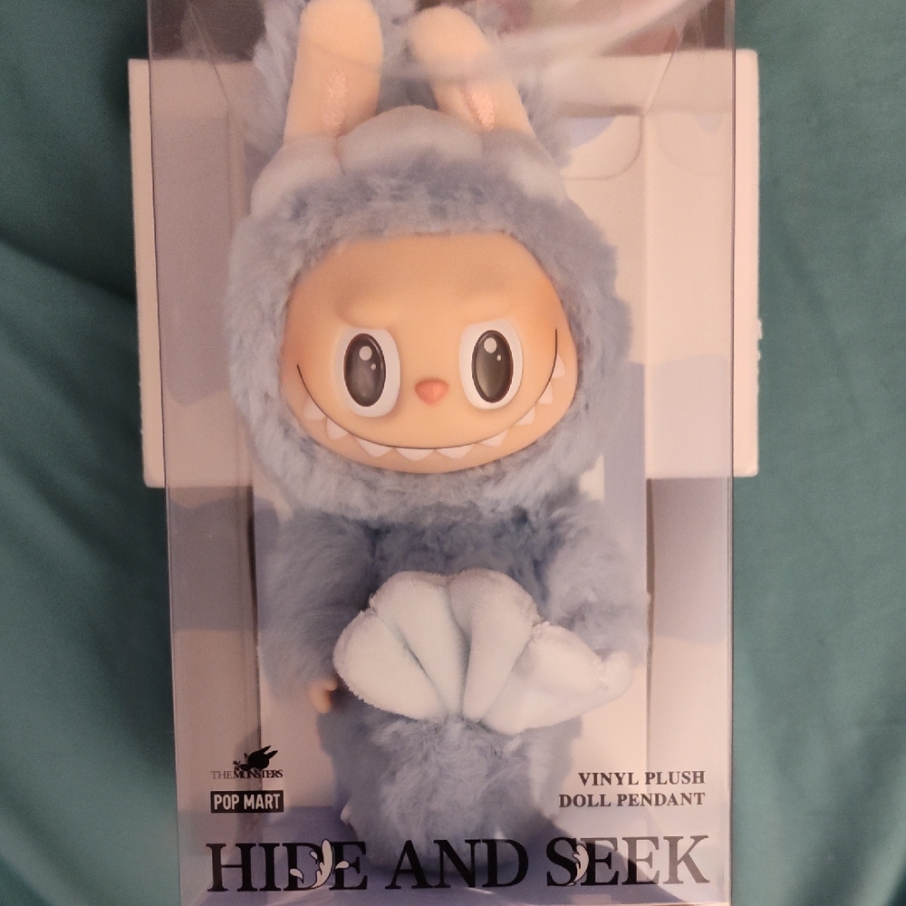 Pop Mart Hide and Seek Vinyl Plush Doll Pendant